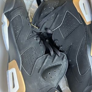 AIR JORDAN 6 RETRO ‘Defining moments’ 2020